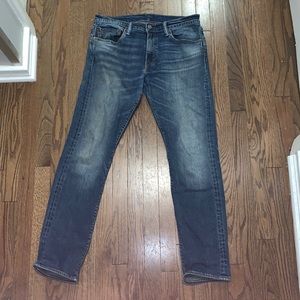 Men’s Levi’s Medium Wash - Great Condition 34/32